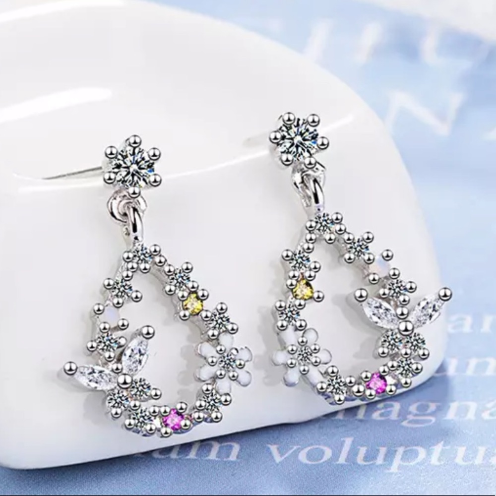 🌟 Sterling Silver 925 CZ Stud Earrings